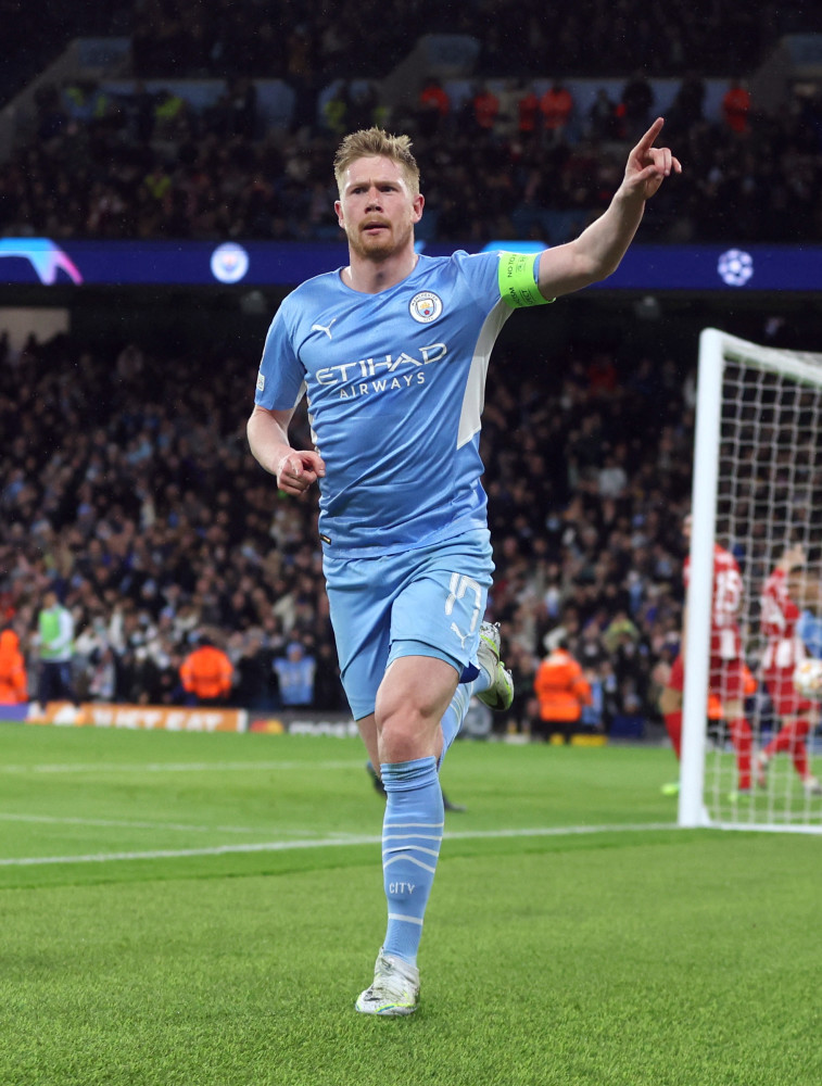 解锁新身份，美女球员艾丽莎-莱曼将成为米兰冬奥会火炬手（从绿茵到奥运火炬：美女球员艾丽莎-莱曼出任米兰冬奥会火炬手）