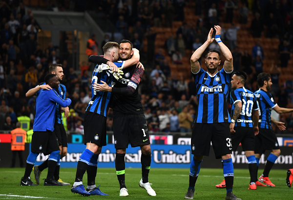 名记：大家高估了字母哥的交易价值，目前正值雷霆巅峰期（名记：字母哥交易价值被高估，雷霆正值巅峰期）