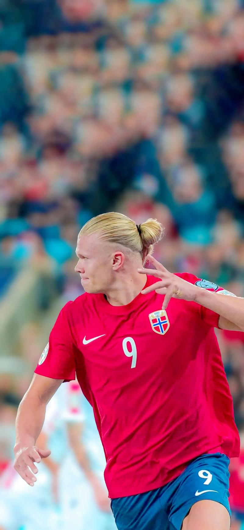 湖人浓眉哥篮下统治球队获胜（浓眉哥内线称霸助湖人取胜）