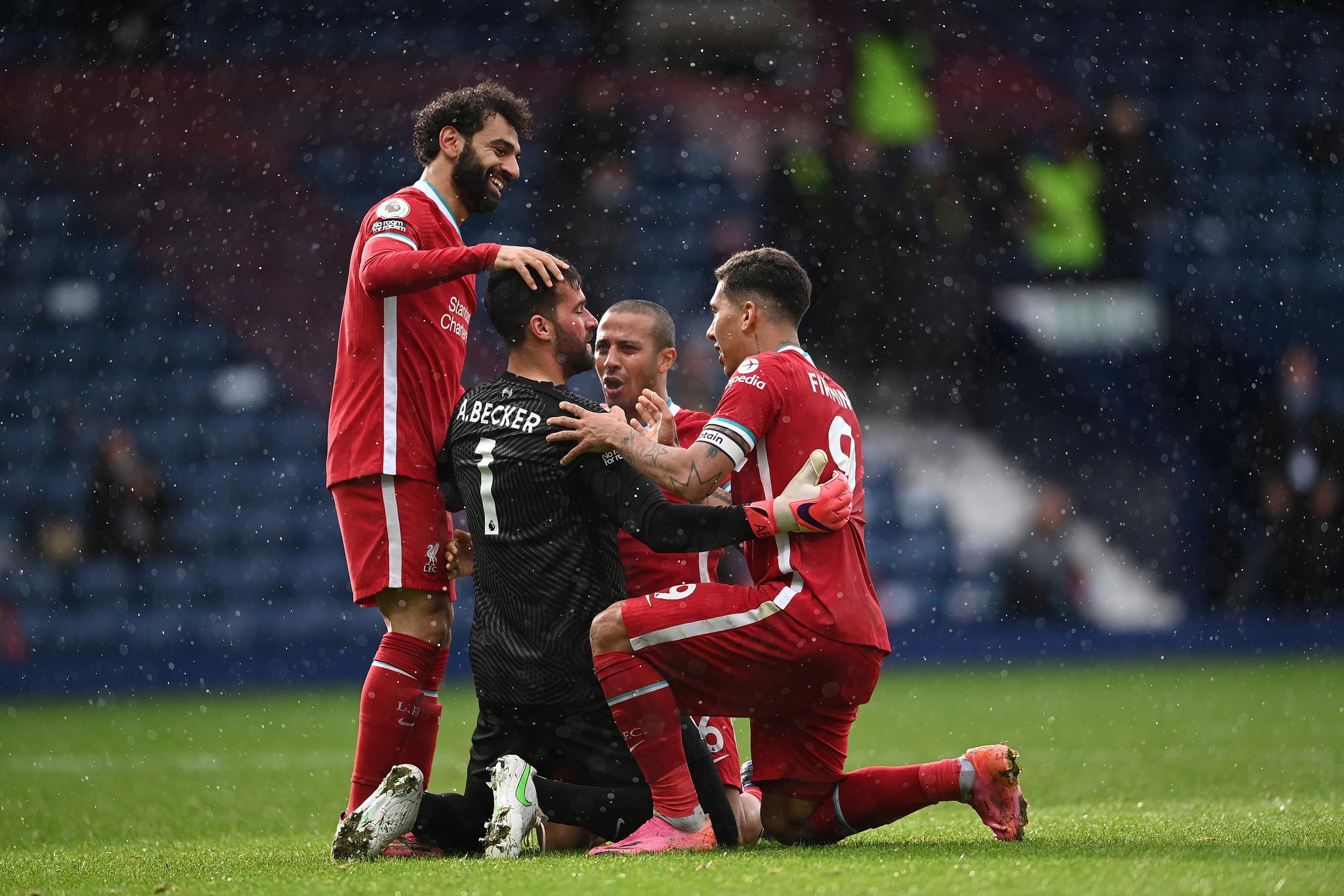 高效发挥！麦基半场11中7贡献17分5篮板（手感爆棚！麦基半场11投7中砍下17分5篮板）