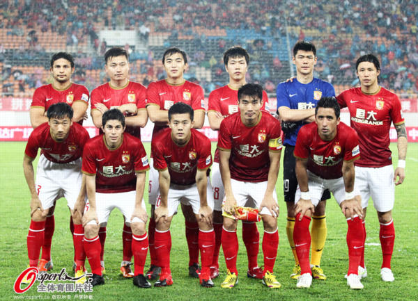 如何看待诺伊尔的失误？孔帕尼：我第一次听到这个说法（诺伊尔被指失误？孔帕尼：头一次听说这种说法）