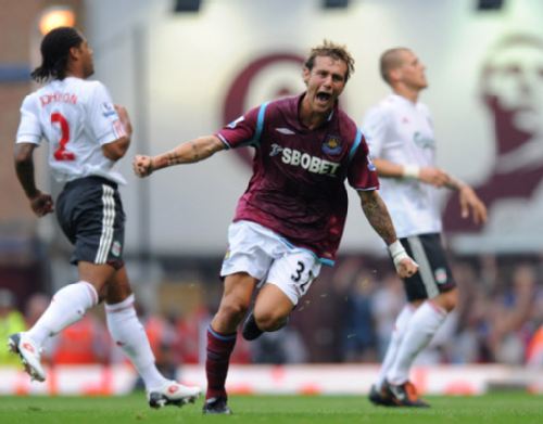 巴黎圣日耳曼梅西助攻内马尔进球（梅西送助攻，内马尔为巴黎圣日耳曼建功）