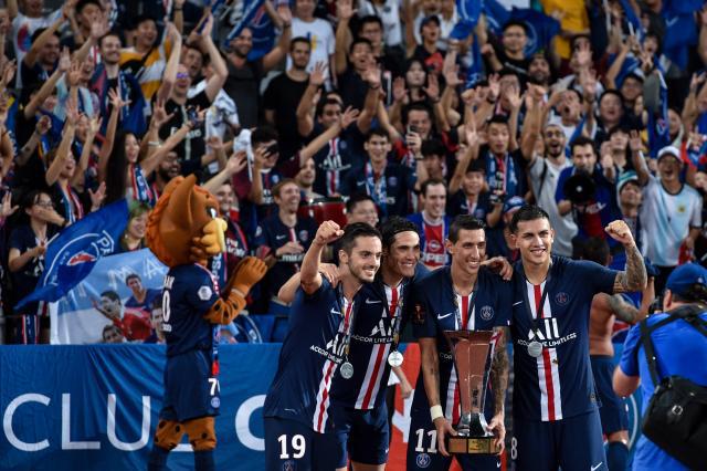 博涅克：莱万是过去二三十年里世界上最好的九号球员（博涅克：莱万堪称近二三十年世界最佳中锋）