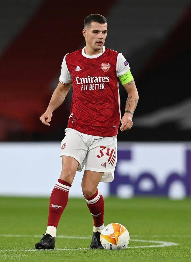 洛里：温哥华的人造草皮质量太差，在这样的场地比赛不可接受（洛里怒批温哥华人造草皮：质量不过关，难以接受在此作战）