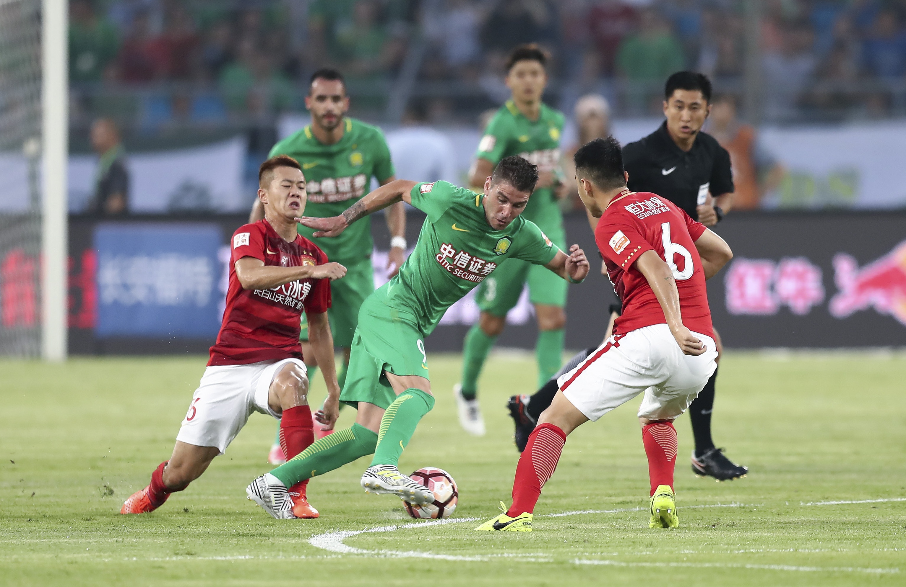 官方：黎巴嫩裁判组执法国安vs麦克阿瑟，阿丁担任主裁判（官方：阿丁任主裁，黎巴嫩裁判组将执法国安对阵麦克阿瑟）